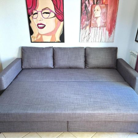 ValeValeHome - fully equipped kitchen, reserved parking, big garden Olbia Eksteriør bilde