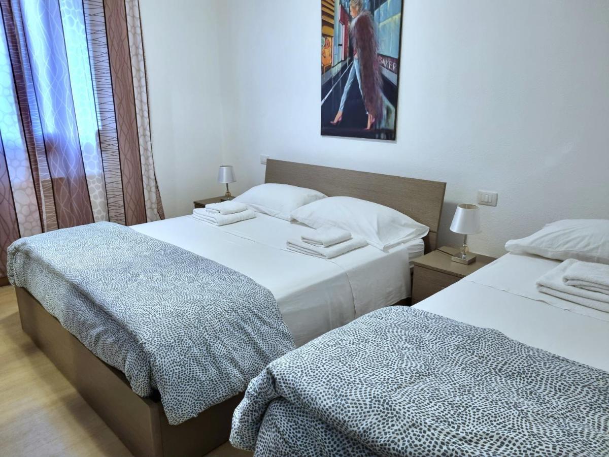 ValeValeHome - fully equipped kitchen, reserved parking, big garden Olbia Eksteriør bilde